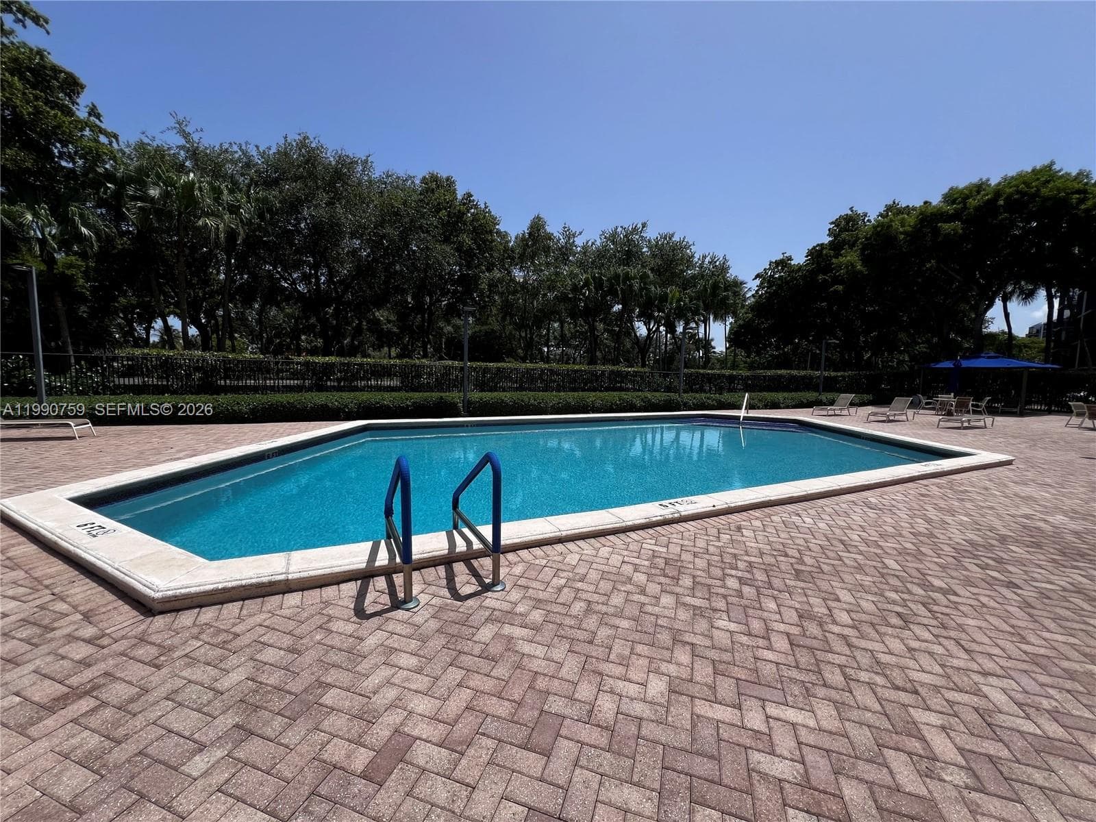 BRAVURA II · #102 in Aventura - Photo 28