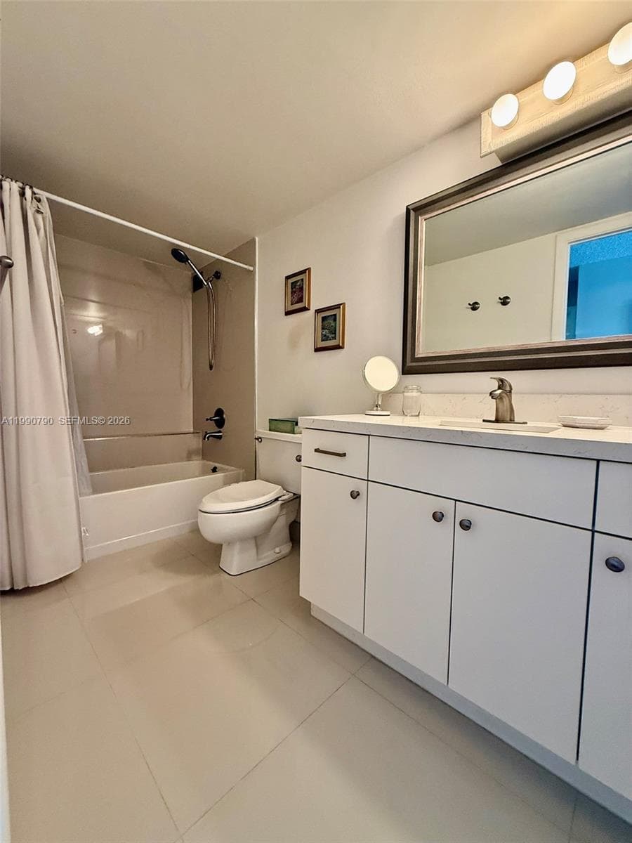 TOWERS OF OCEANVIEW · #425 in Hallandale Beach - Photo 12