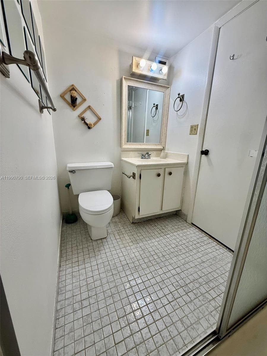 TOWERS OF OCEANVIEW · #425 in Hallandale Beach - Photo 15