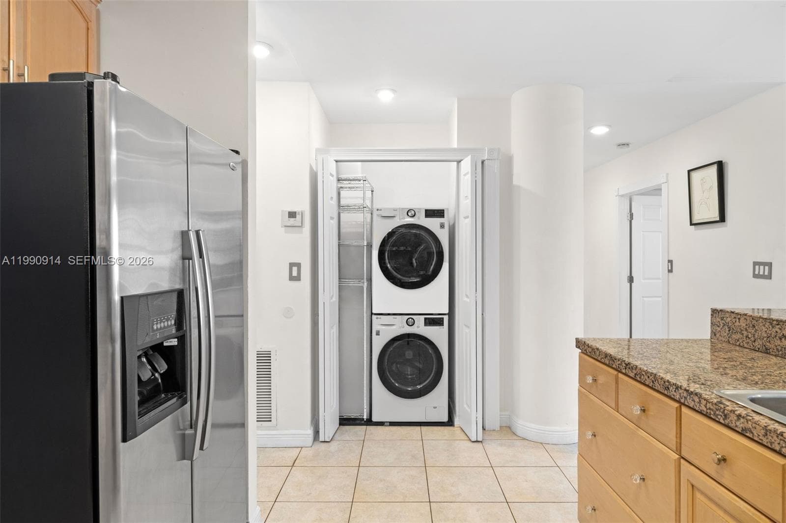 SEA AIR TOWERS CONDO · #PH18 in Hollywood - Photo 13