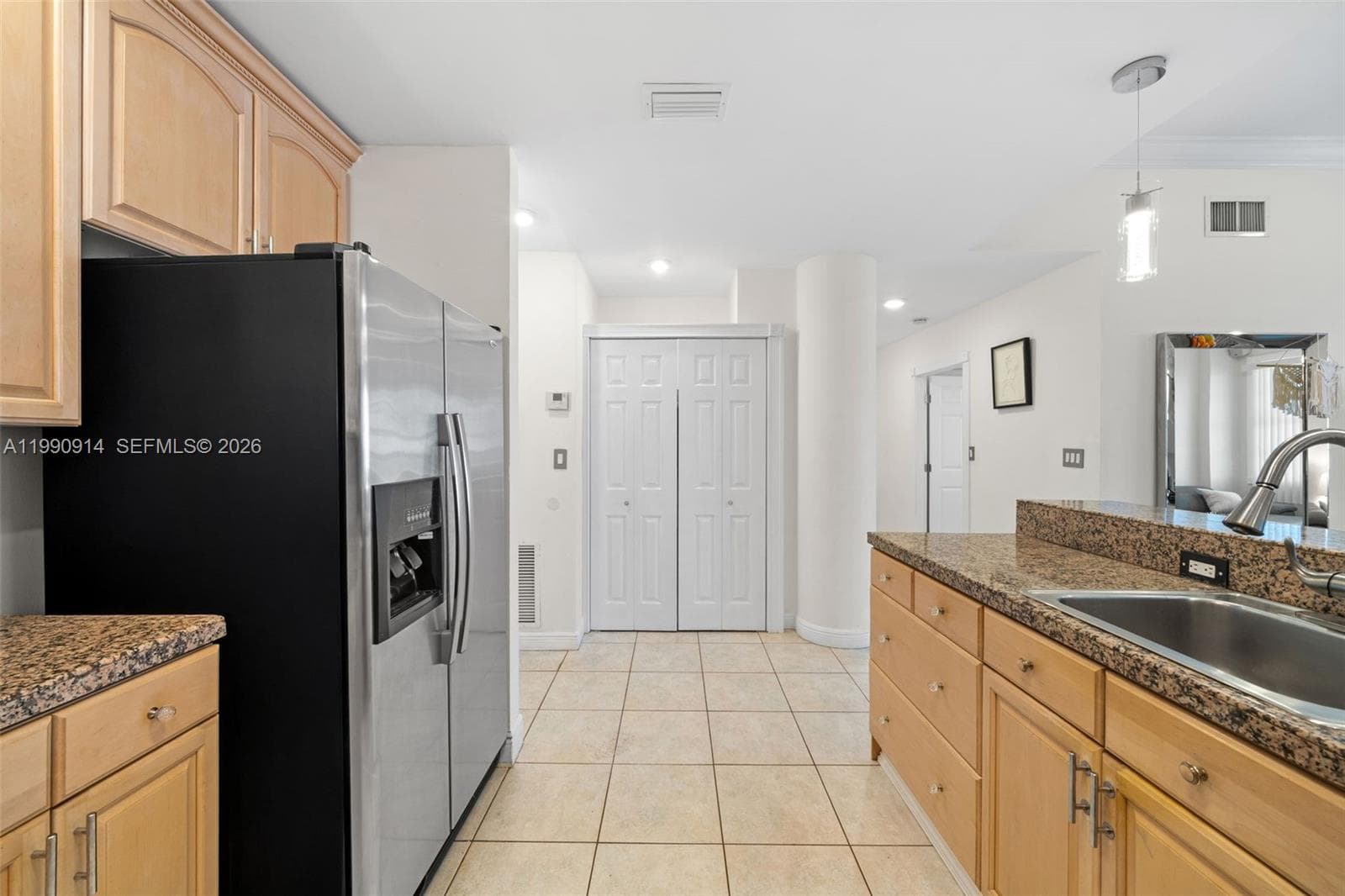 SEA AIR TOWERS CONDO · #PH18 in Hollywood - Photo 12