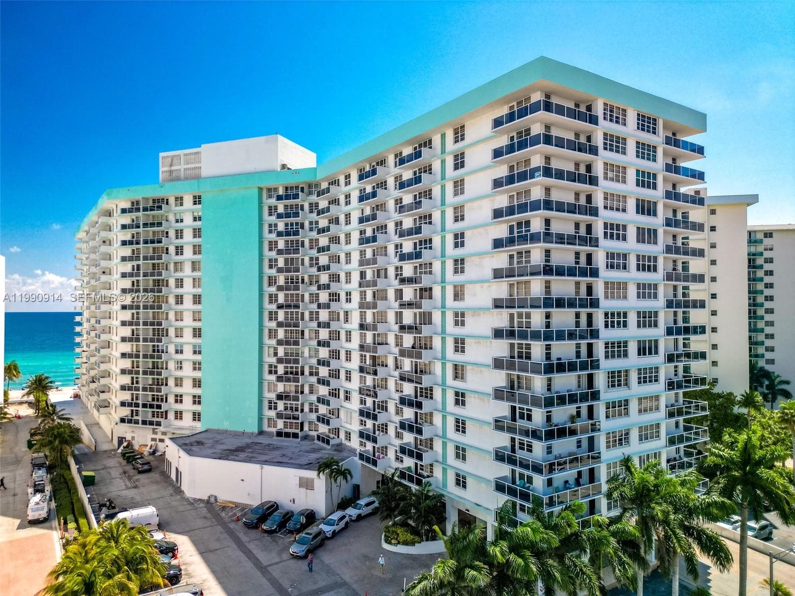 SEA AIR TOWERS CONDO · #PH18 in Hollywood - Photo 34