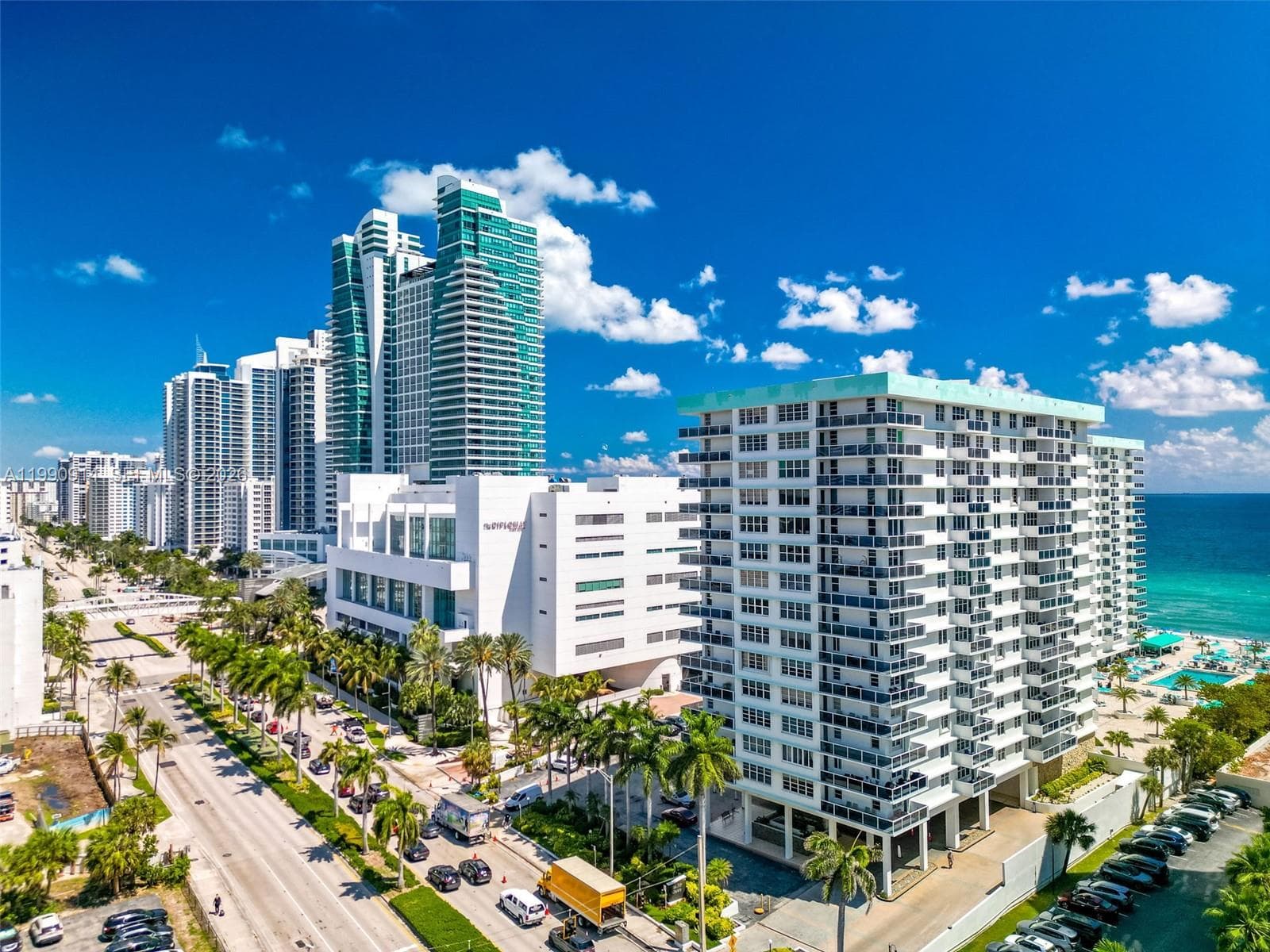 SEA AIR TOWERS CONDO · #PH18 in Hollywood - Photo 35