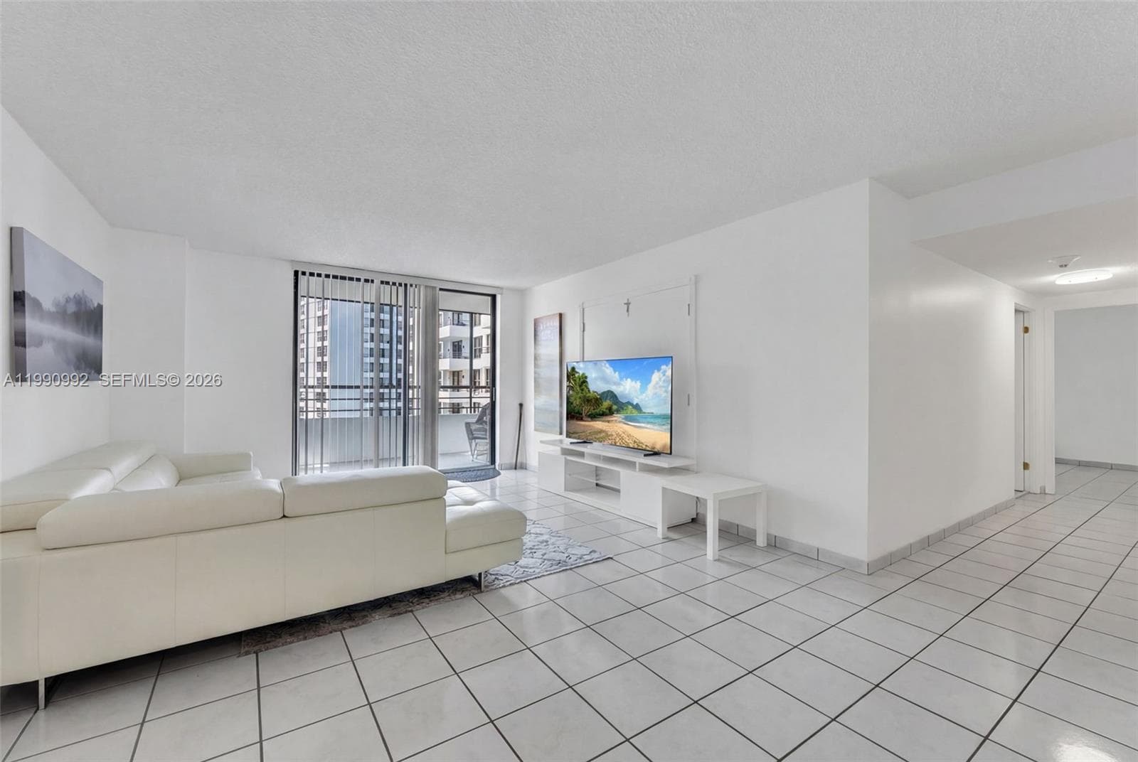 OLYMPUS CONDO · #1418 in Hallandale Beach - Photo 8