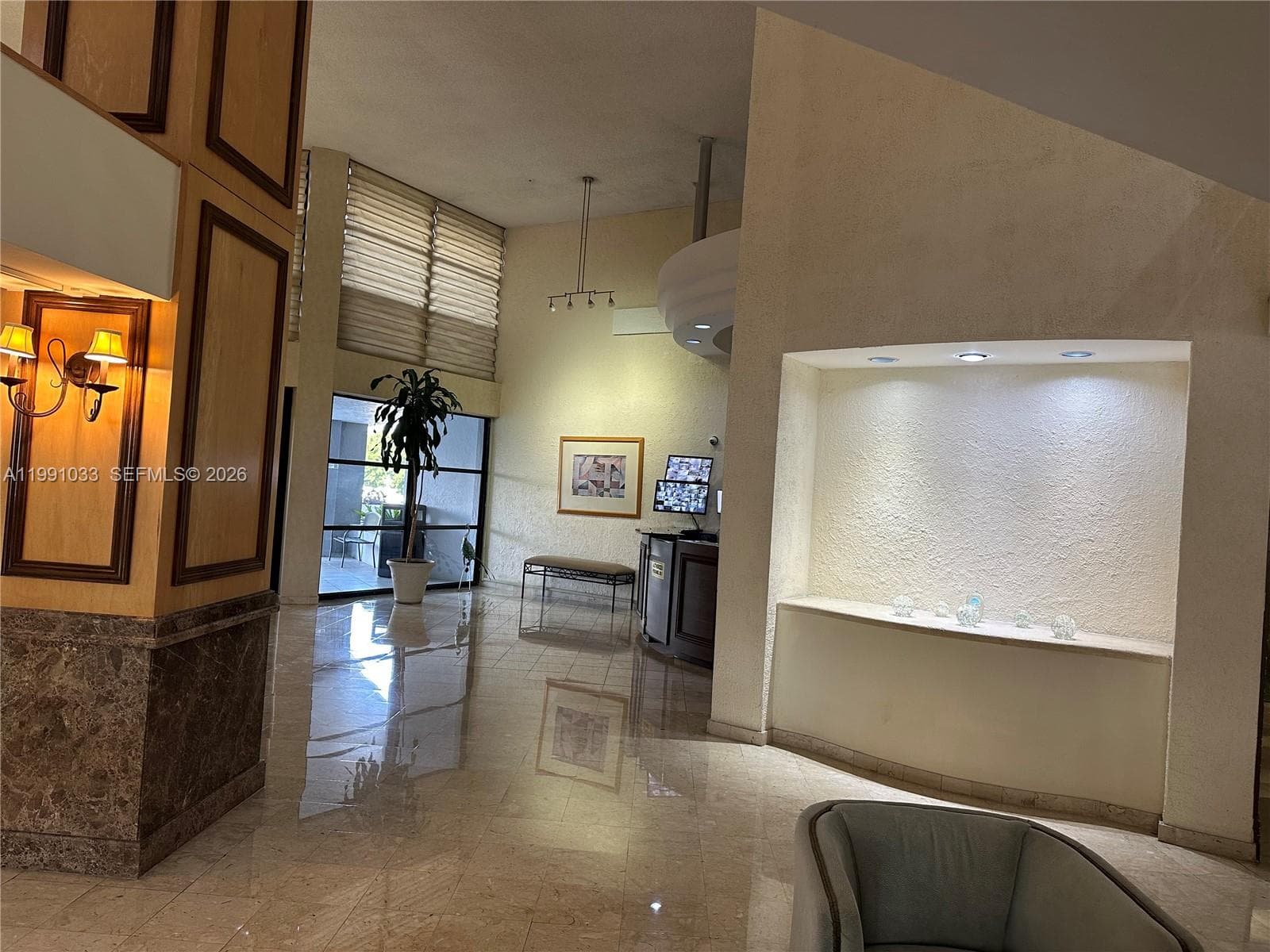 TOWERS OF OCEANVIEW SOUTH · #717 in Hallandale Beach - Photo 3