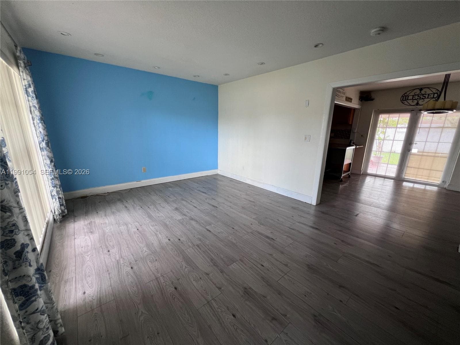15303 SW 102nd Pl photo 3