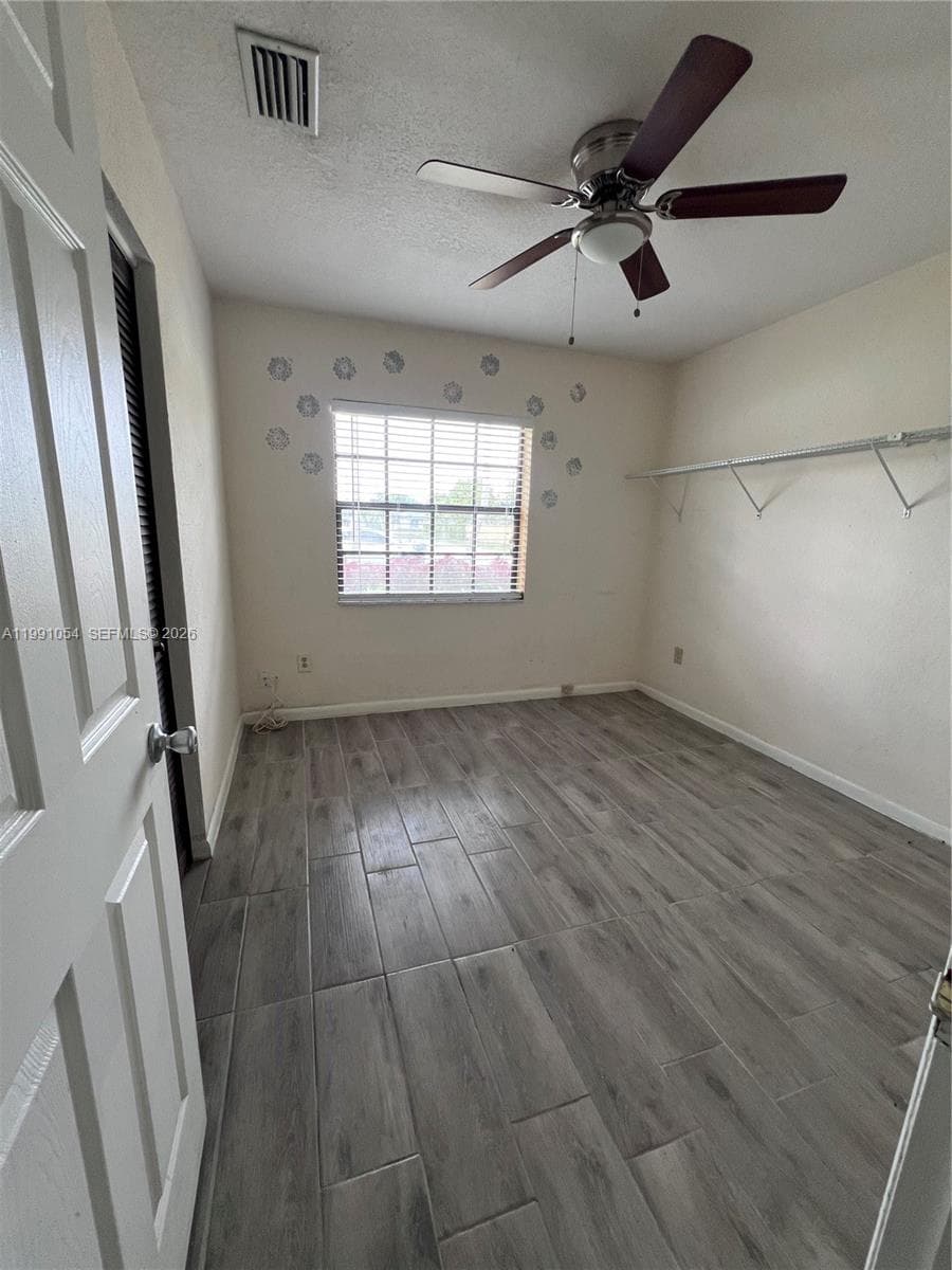 15303 SW 102nd Pl photo 15
