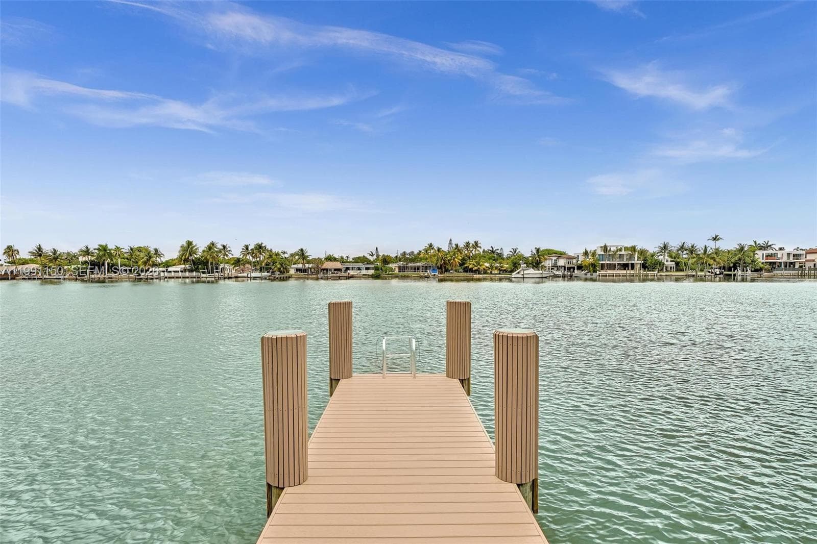535 N Shore Dr photo 43