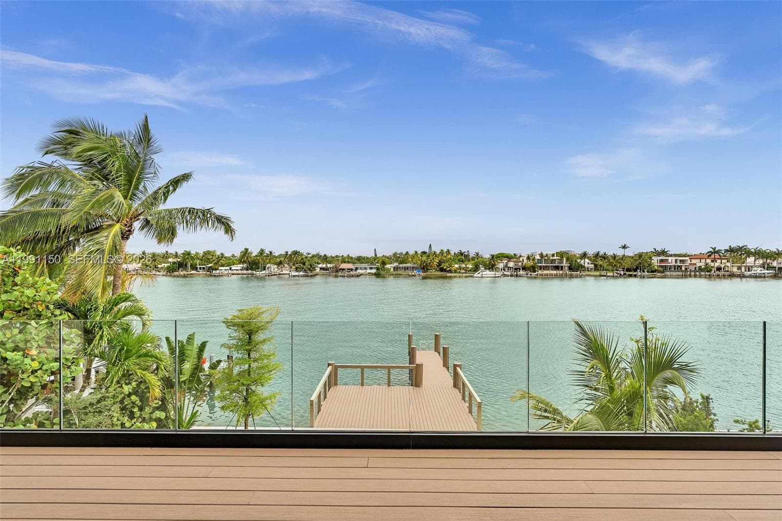 535 N Shore Dr photo 33