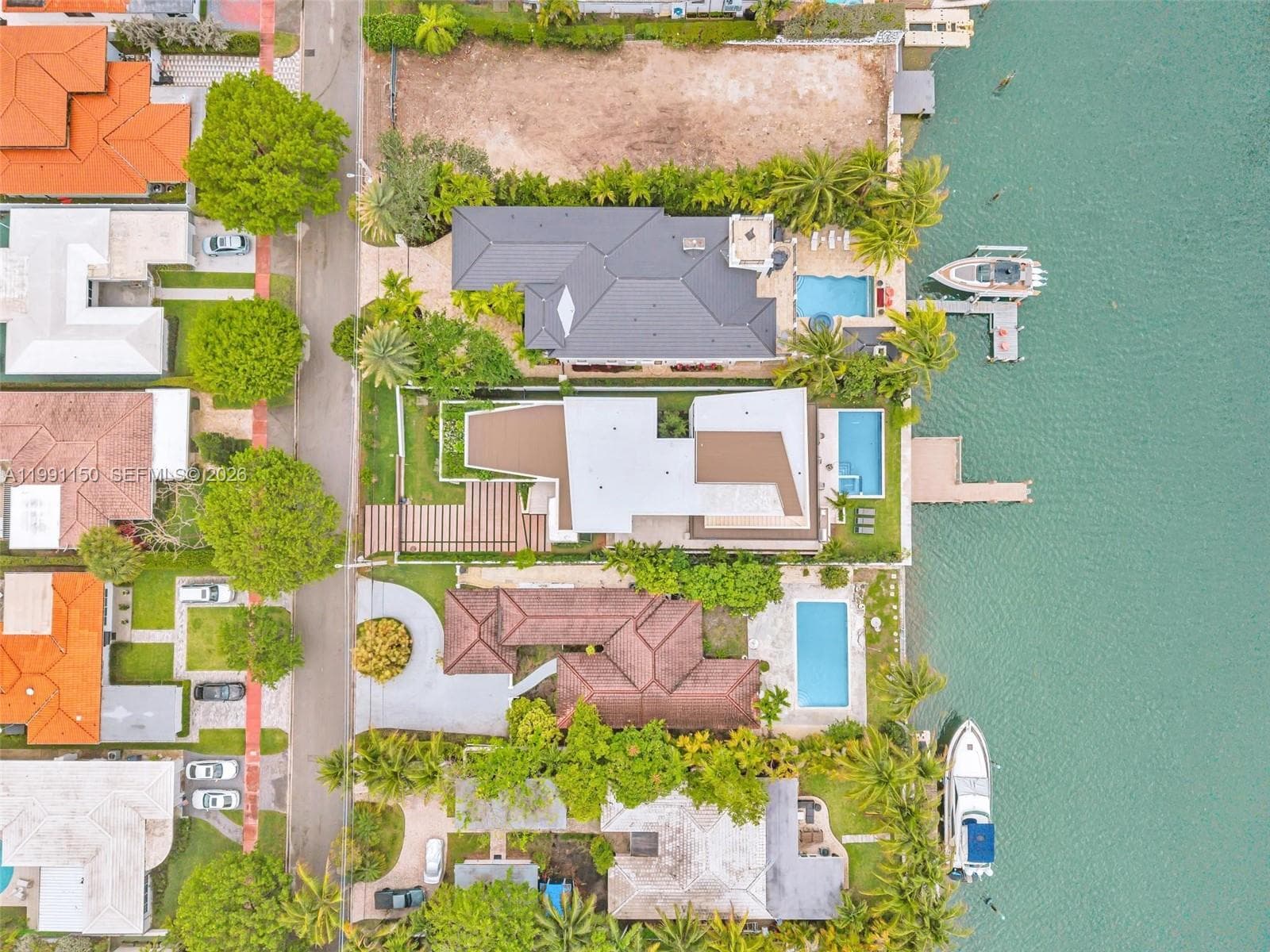 535 N Shore Dr photo 50