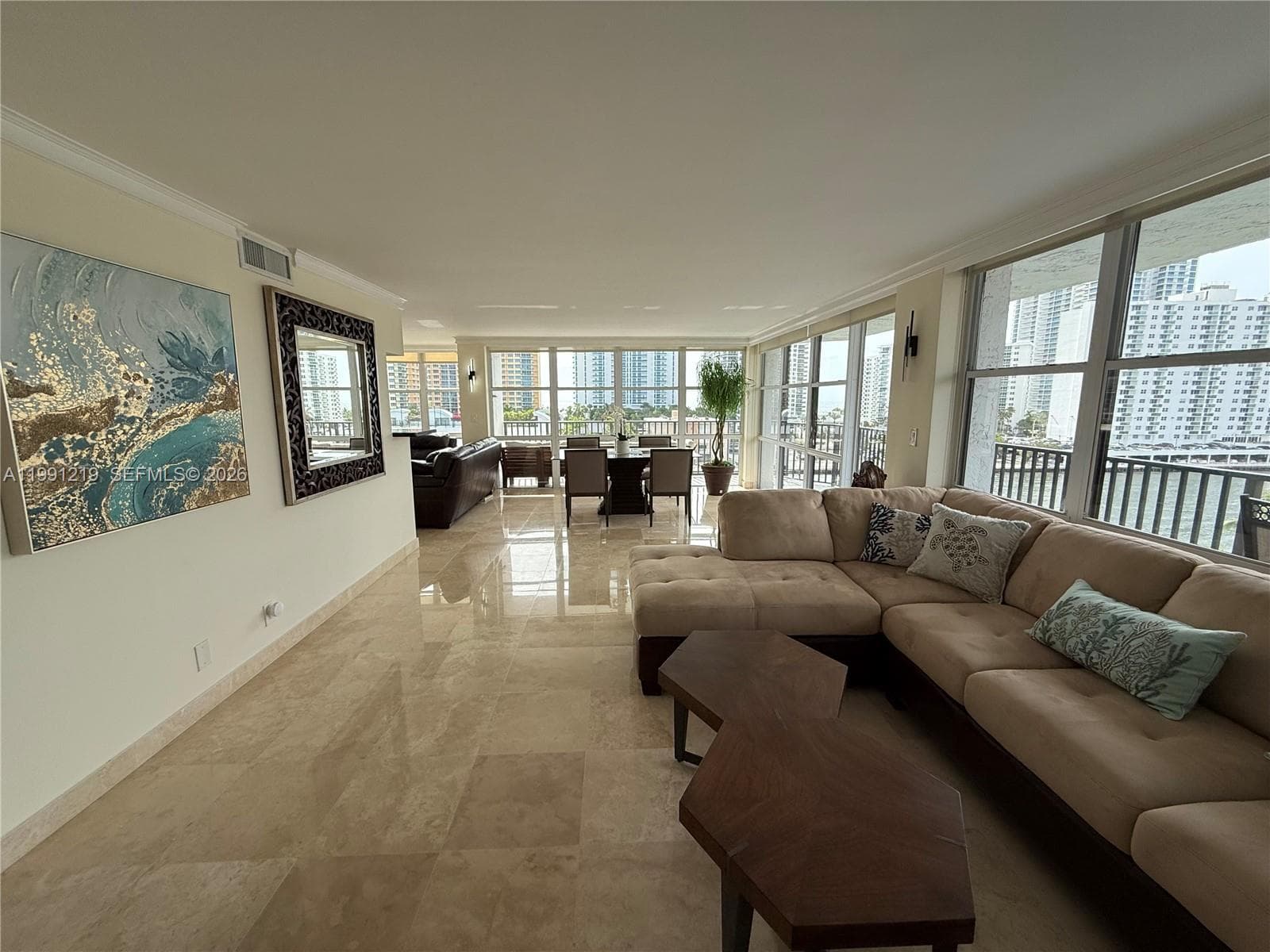 Oceanview Park Condo · #720 in Hallandale Beach - Photo 9