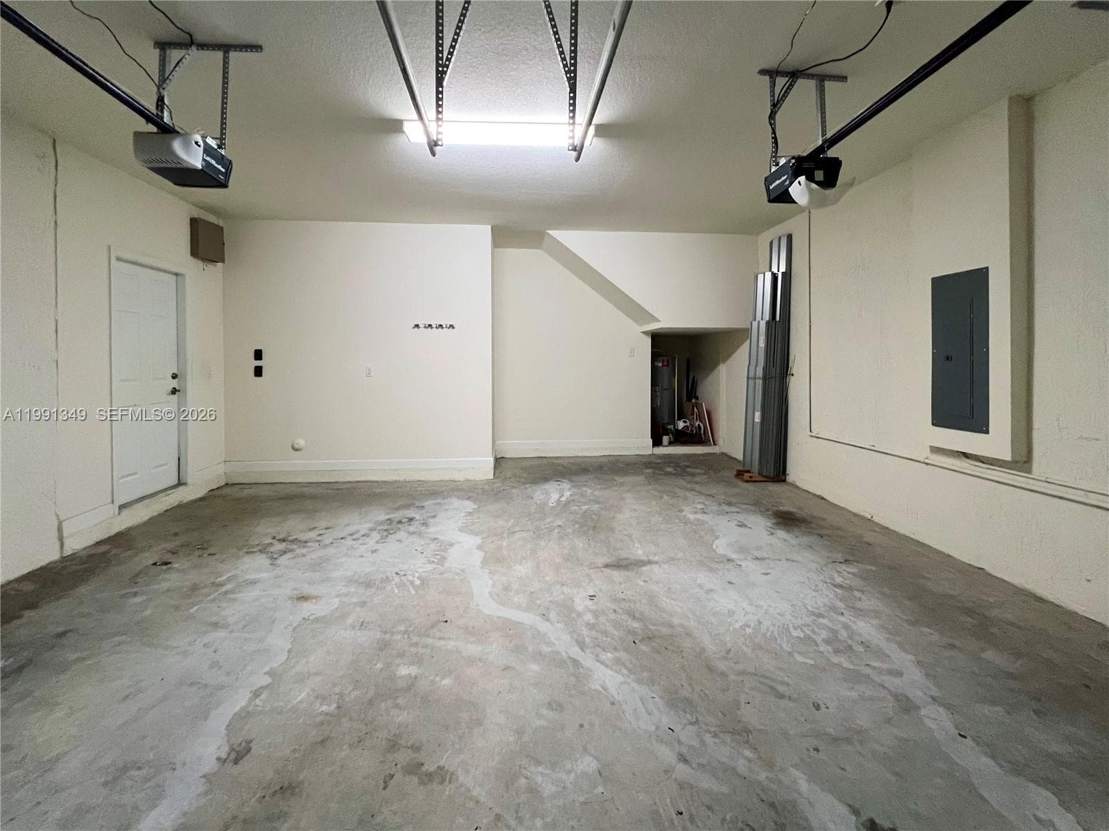 2-Car Garage Interior View