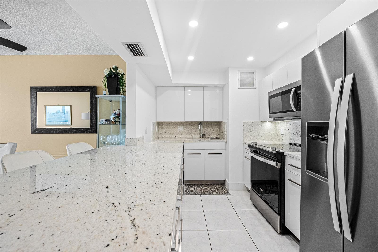 525 N Ocean Blvd-9