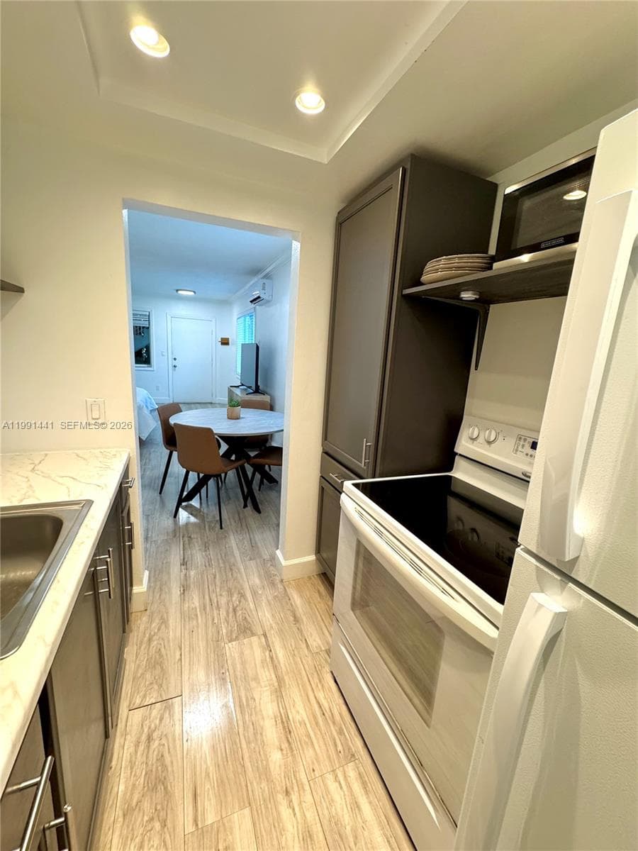 THE FLAMINGO CONDO · #3A in Miami Beach - Photo 13