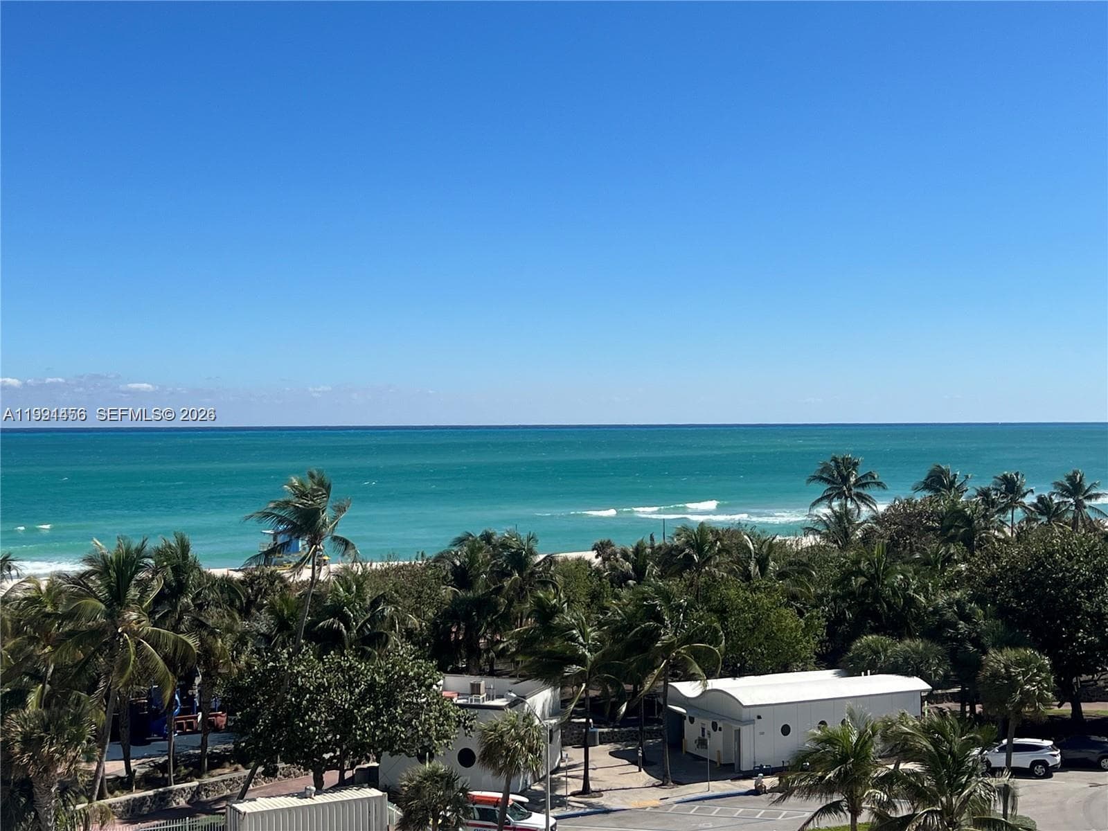 THE AMETHYST CONDO · #704 in Miami Beach - Photo 2