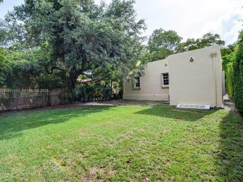 1507 Genoa St #0 photo 7