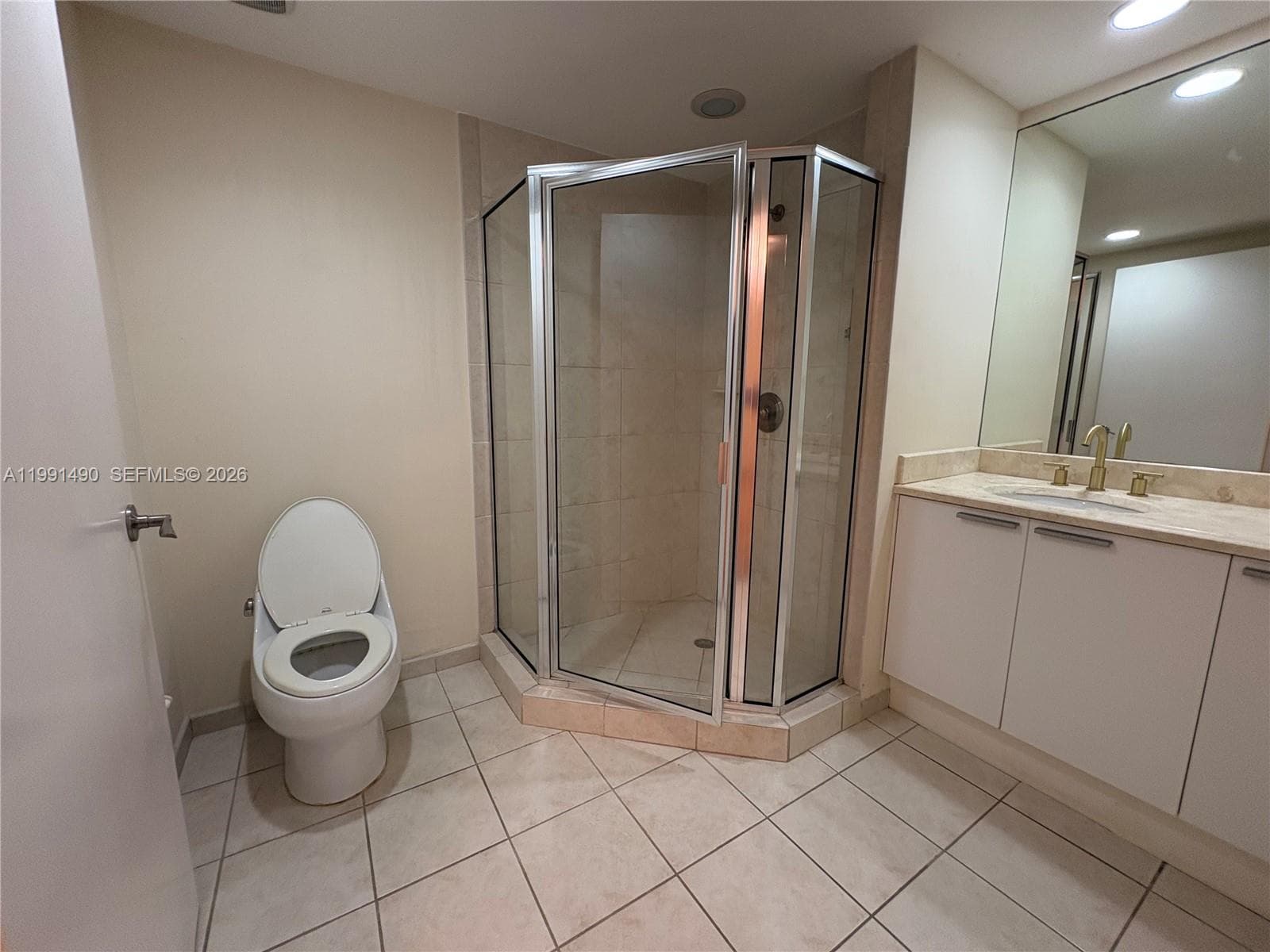 THE OAKS I CONDO · #1705 in North Miami - Photo 18