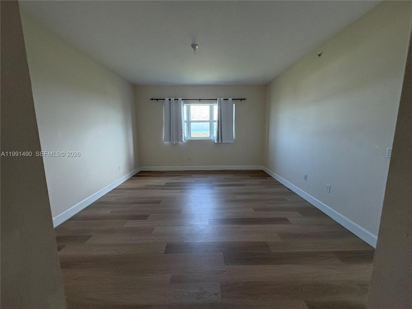THE OAKS I CONDO · #1705 in North Miami - Photo 11