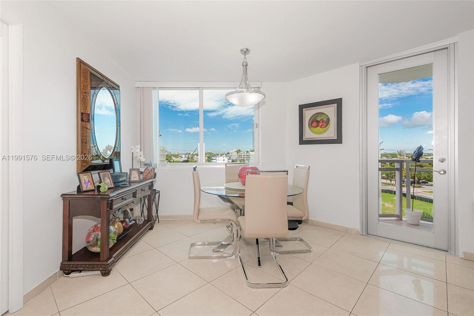 Burleigh House · #625 in Miami Beach - Photo 10