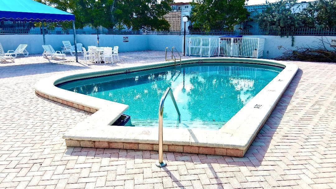 17 POOL