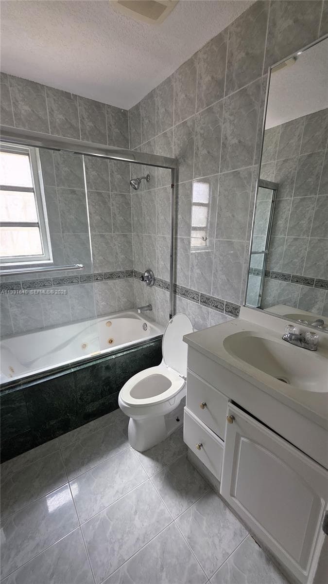 ALL FOUR INC CONDOMINIUM · #2 in Miami Beach - Photo 8