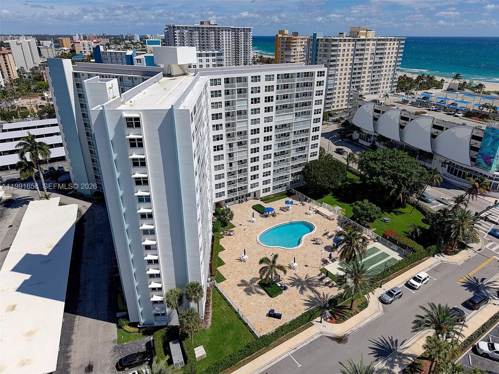 GRANADA HOUSE · #509 in Pompano Beach - Photo 18
