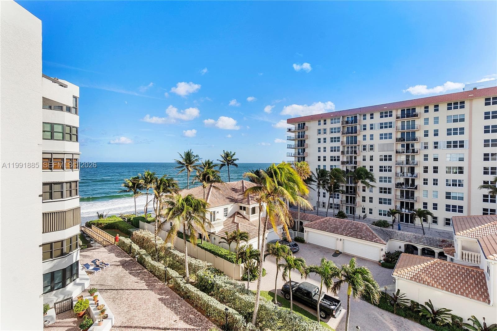 HILLSBORO OCEAN CLUB COND · #510 in Hillsboro Beach - Photo 3