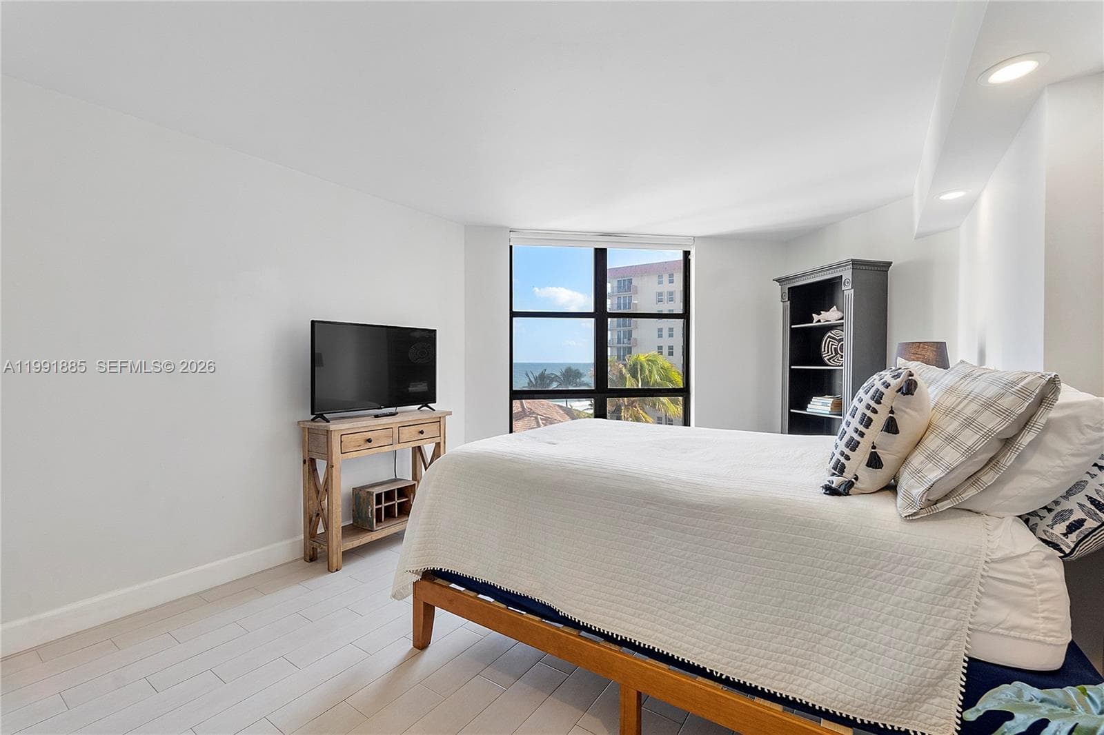 HILLSBORO OCEAN CLUB COND · #510 in Hillsboro Beach - Photo 21