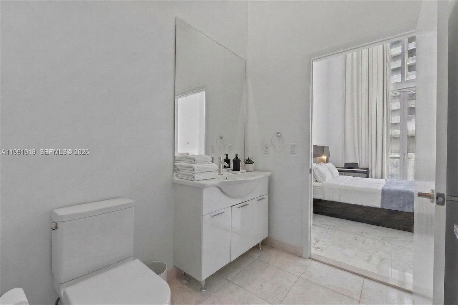 Icon Brickell I · #2209 in Miami - Photo 23