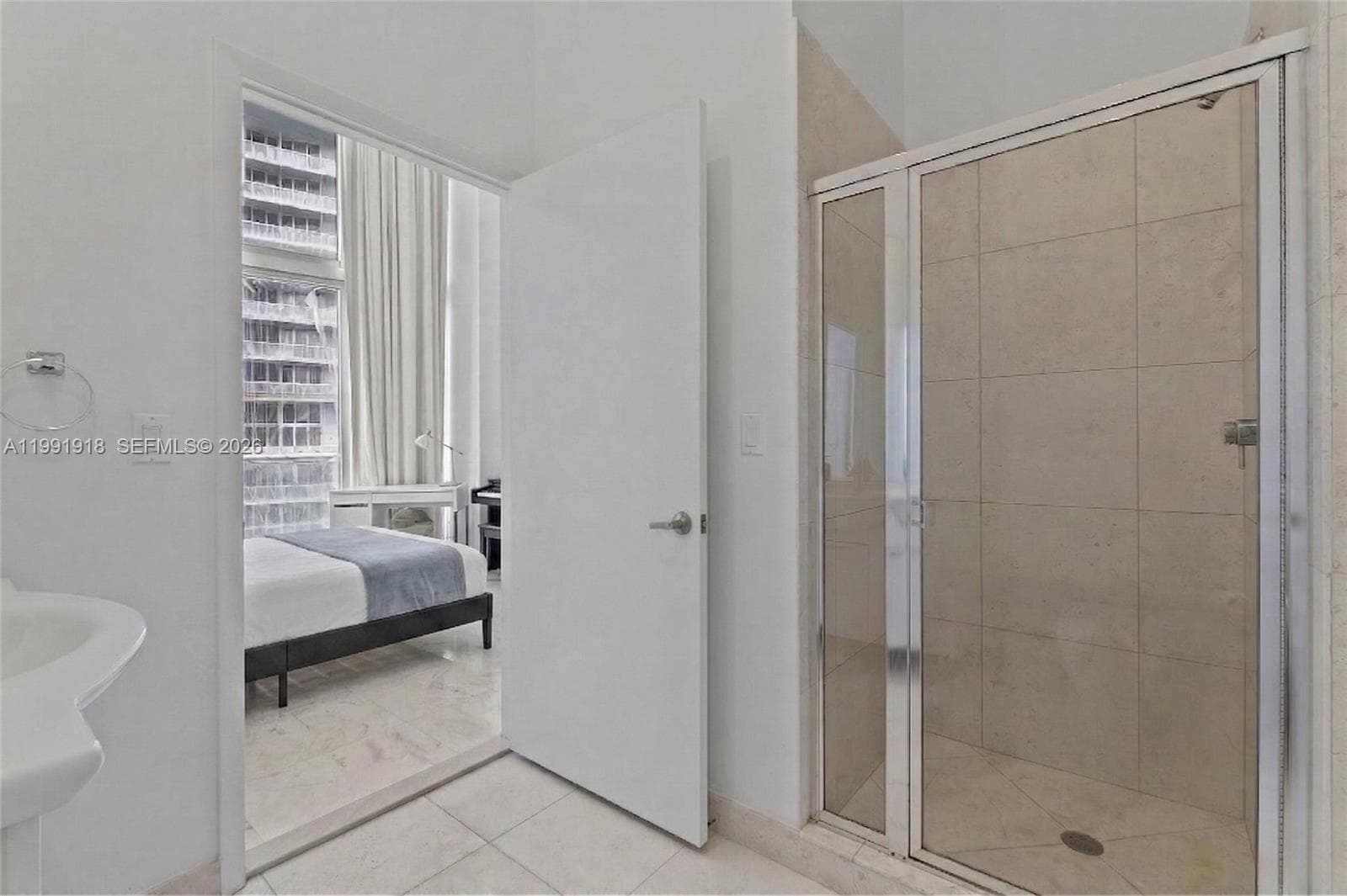 Icon Brickell I · #2209 in Miami - Photo 24
