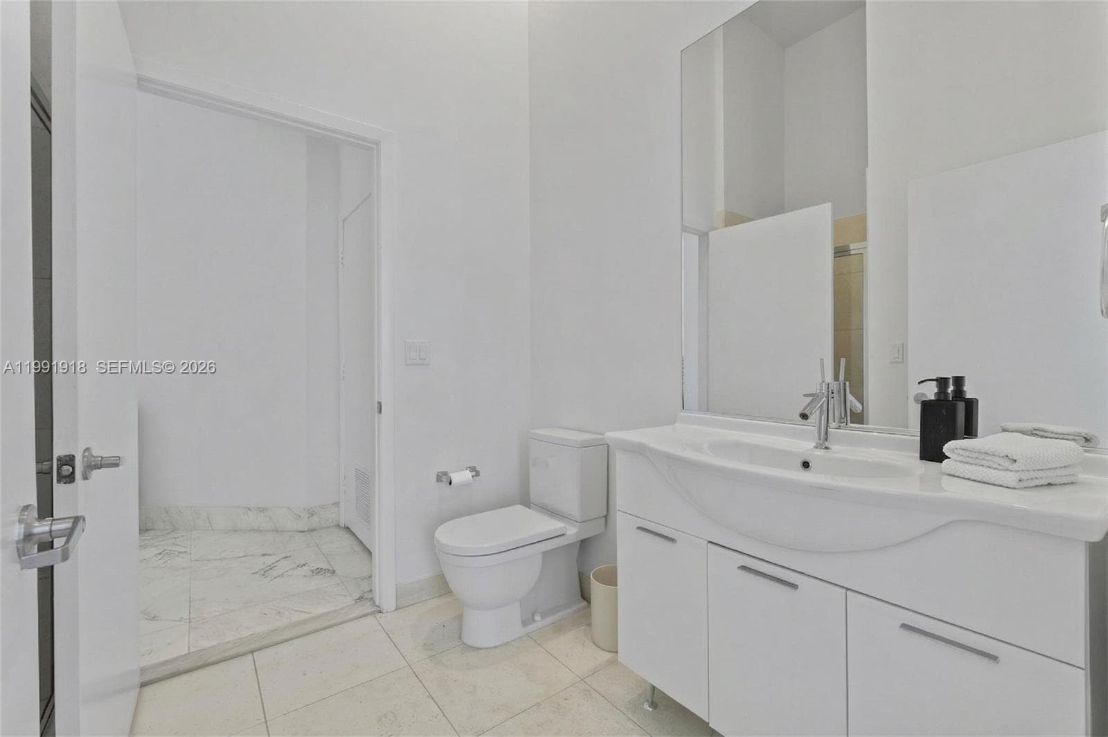 Icon Brickell I · #2209 in Miami - Photo 25