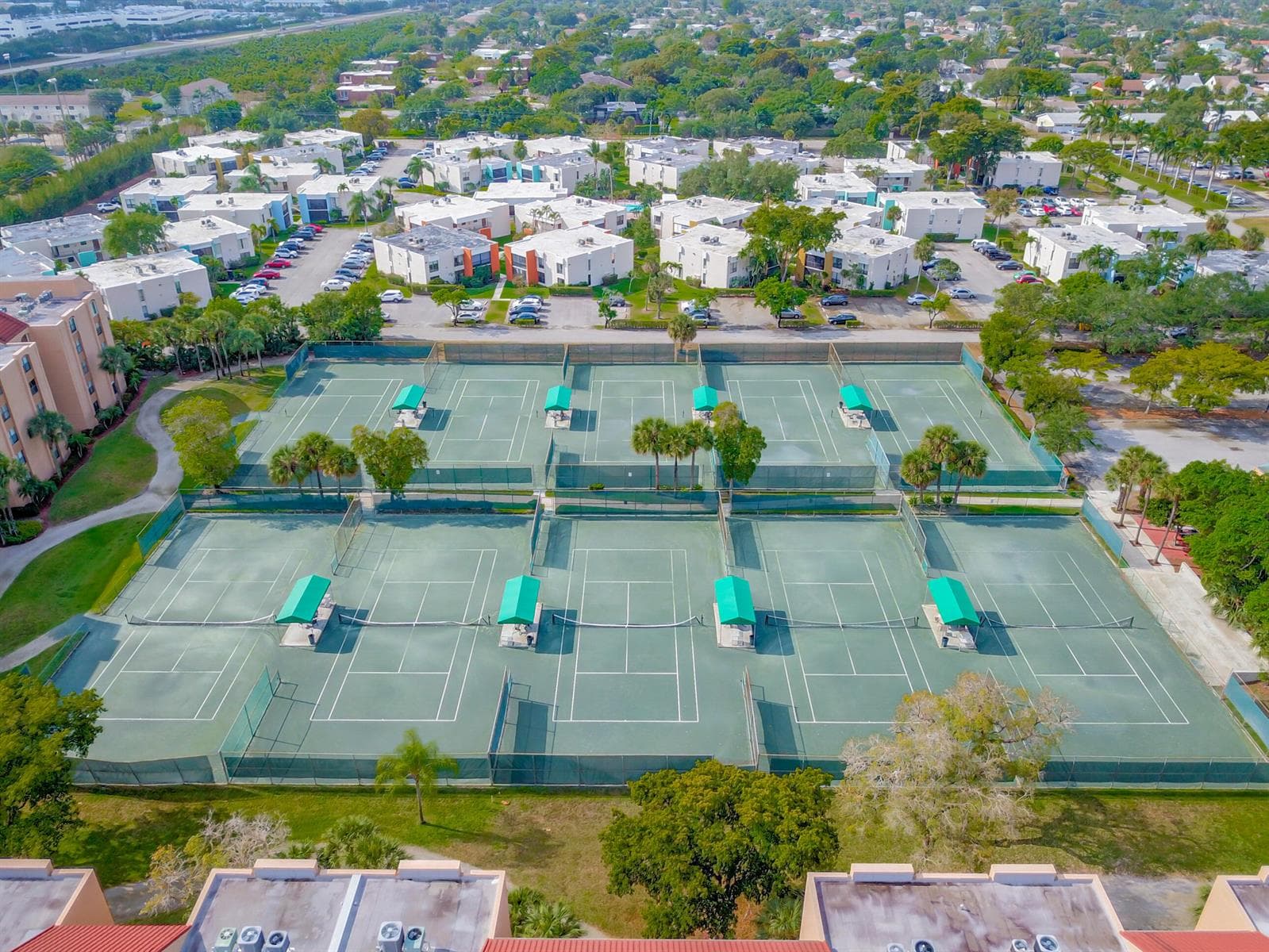 Tennis Center