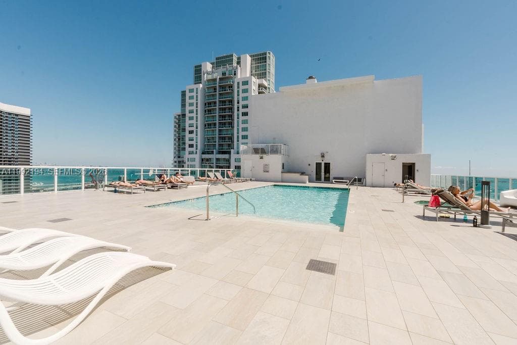 Loft Downtown II · #512 in Miami - Photo 17