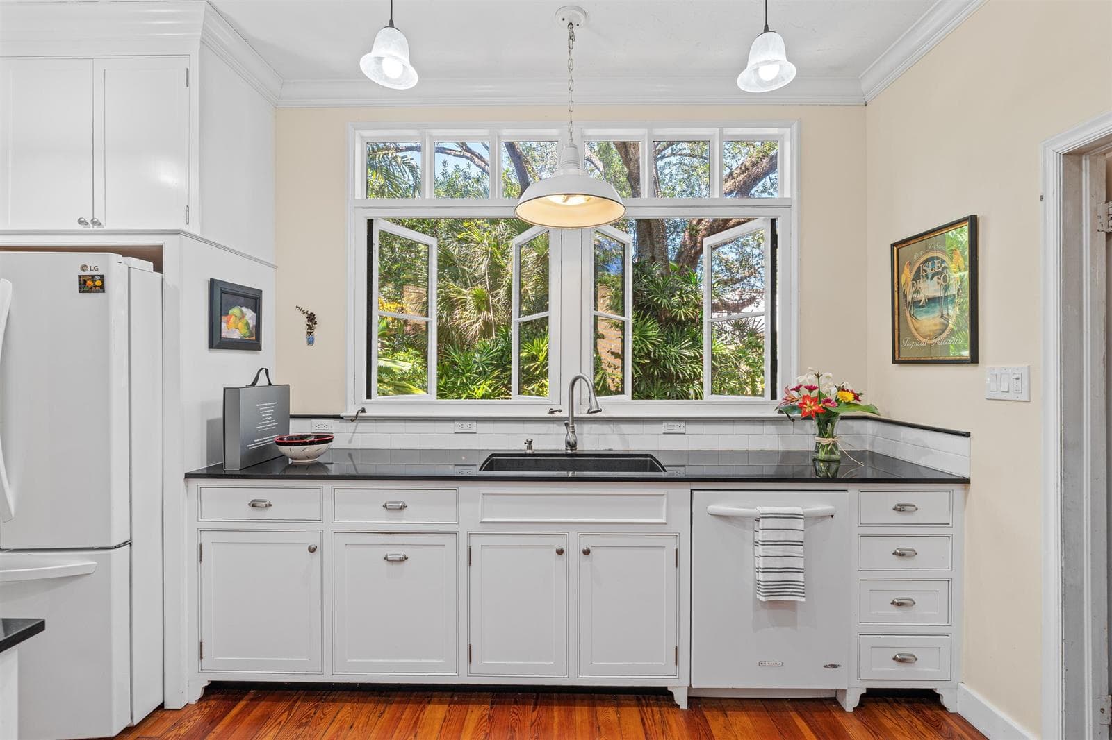 KITCHEN_STRAIGHT_DT