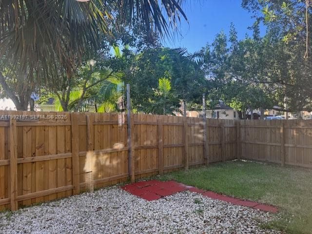 2288 NE 42 Avenue photo 16