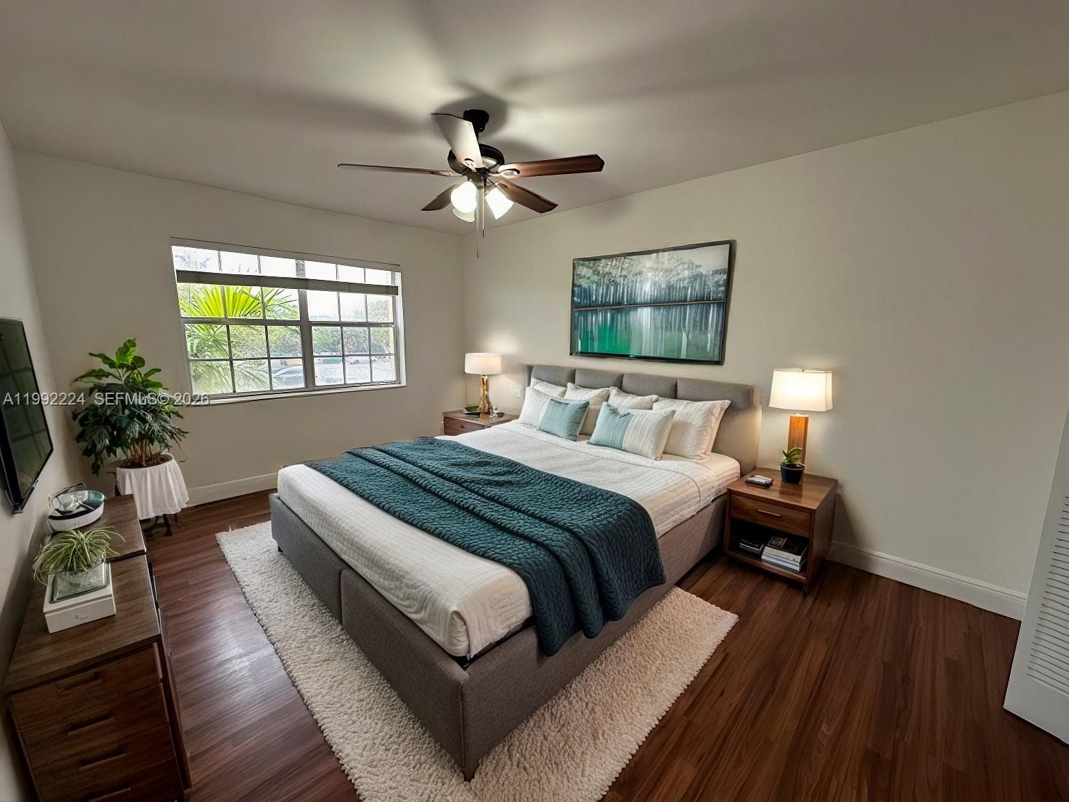 MILLER LAKE CONDO · #2R in Miami - Photo 4