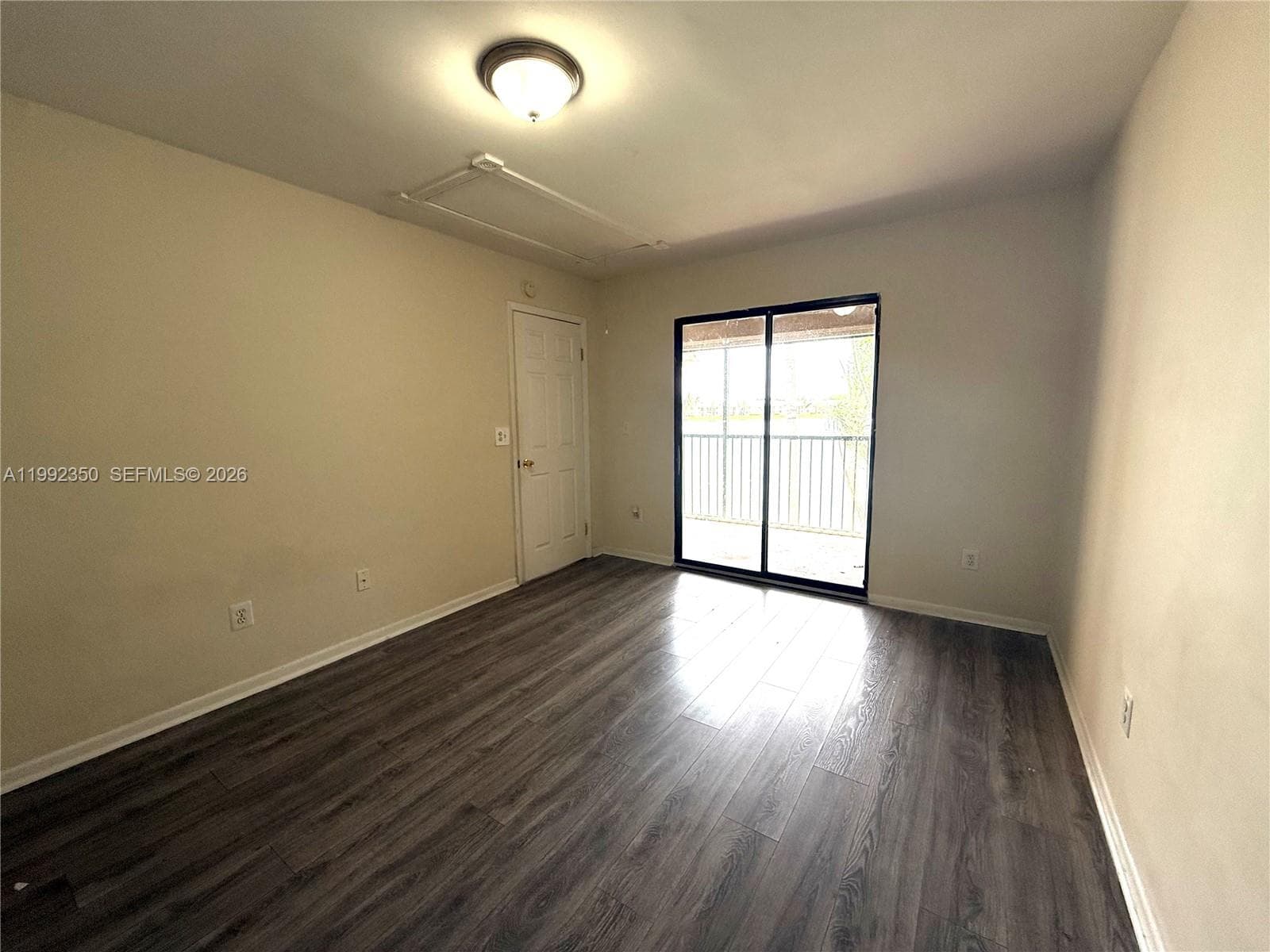 LAKESHORE CONDO #5 · #800I in Homestead - Photo 5
