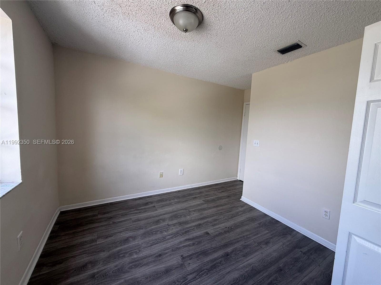 LAKESHORE CONDO #5 · #800I in Homestead - Photo 8