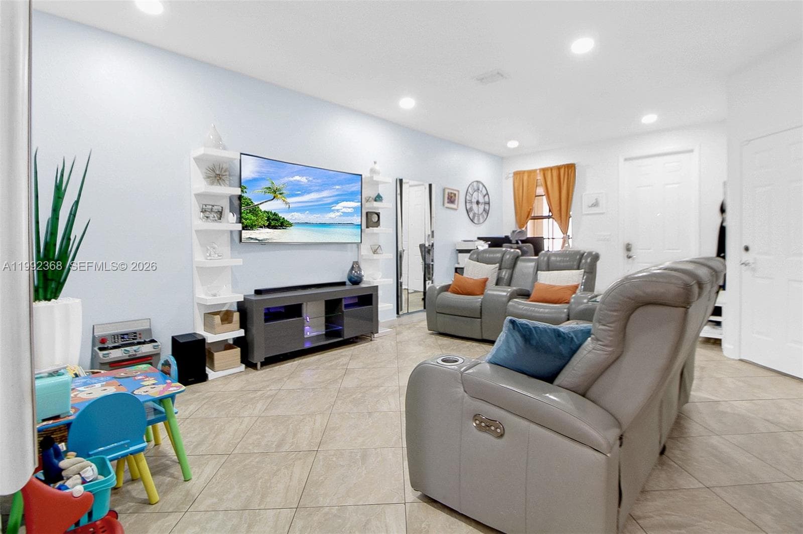 Aragon in Hialeah - Photo 20