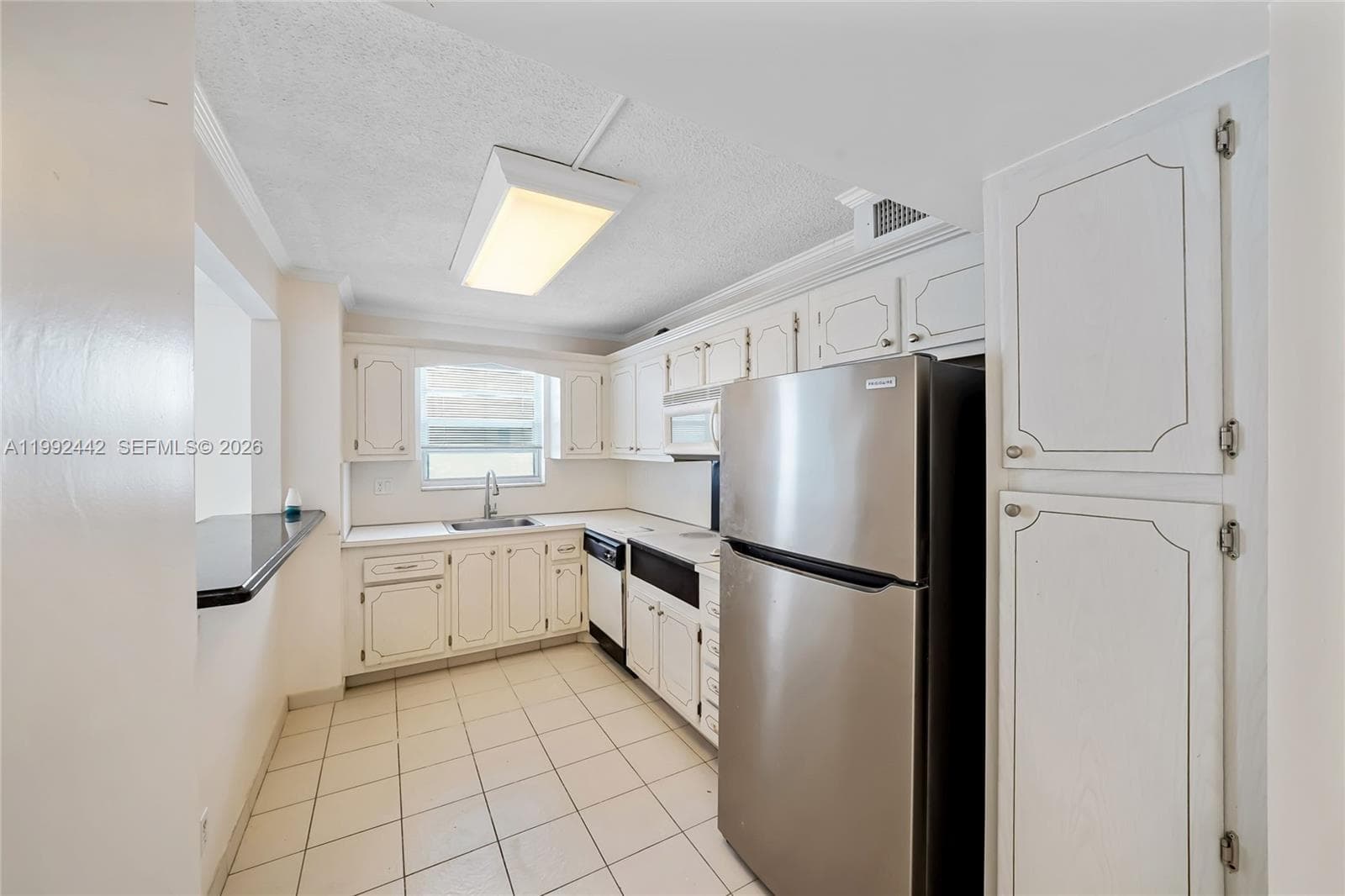 GOLDEN SURF TOWERS CONDO · #1214 in Hallandale Beach - Photo 9