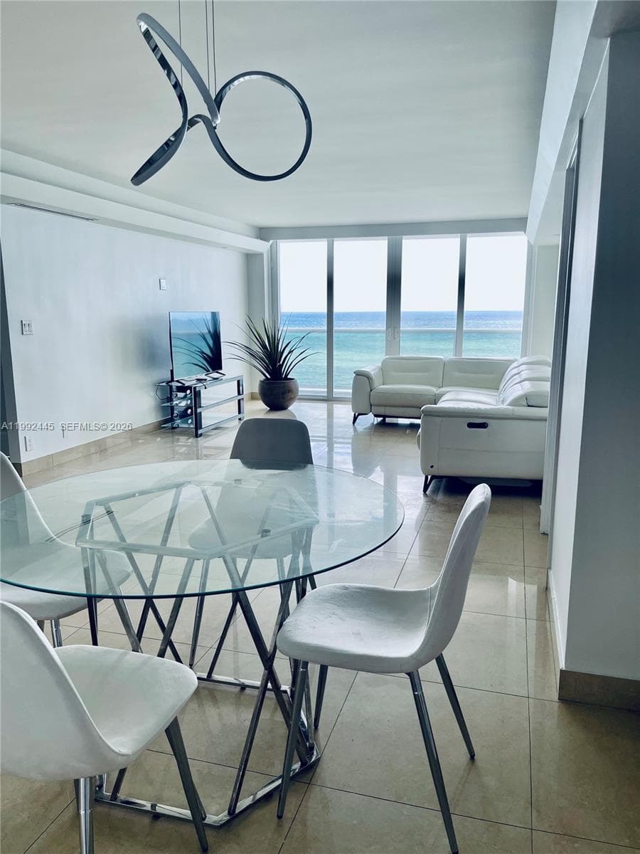 PARKER TOWER CONDO · #1105 in Hallandale Beach - Photo 4