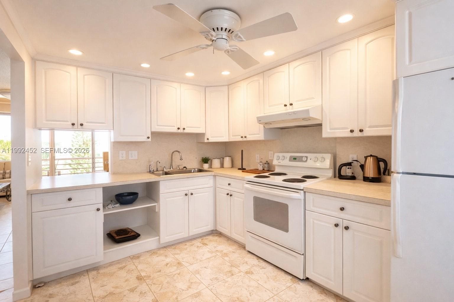 Fairways Royale · #501 in Hallandale Beach - Photo 3