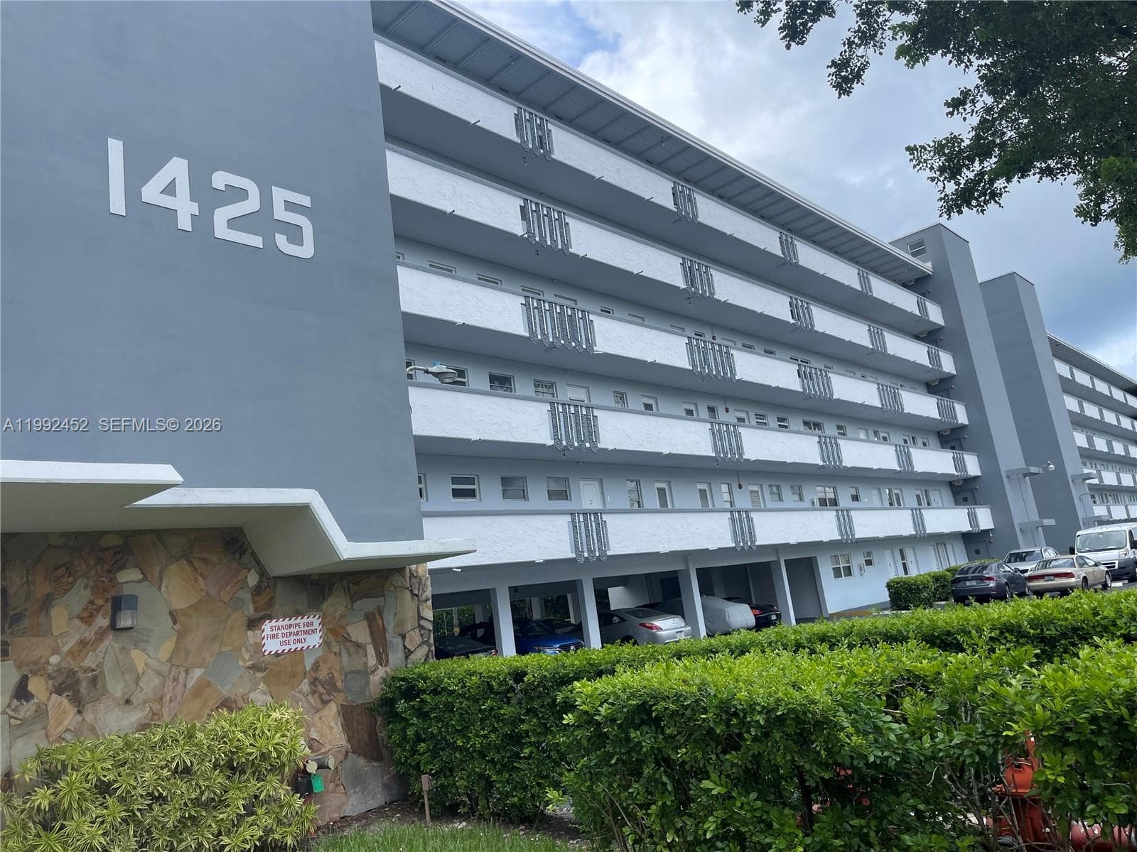 Fairways Royale · #501 in Hallandale Beach - Photo 14