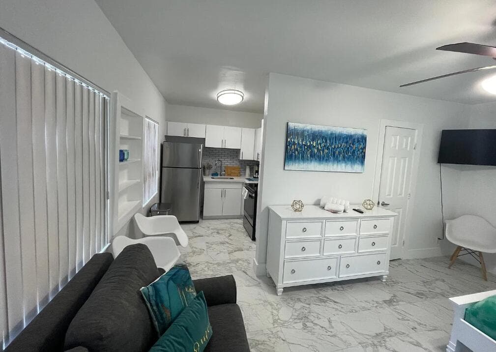 Studio Apartment