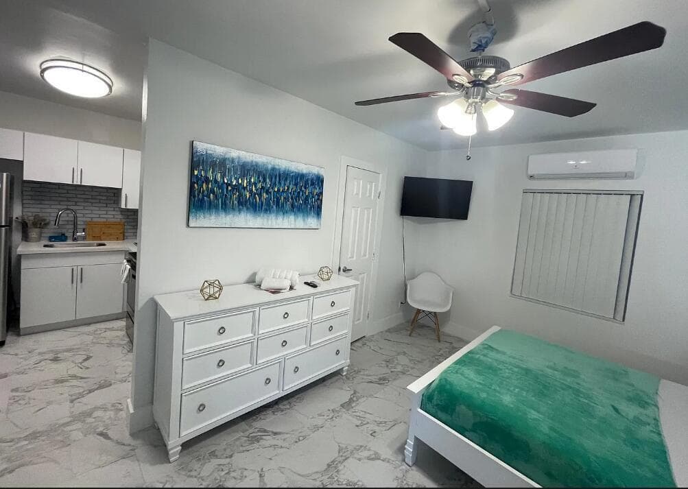 Studio Apartment