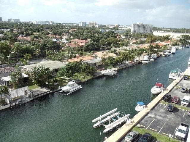 KEYSTONE TOWERS CONDO · #904 in North Miami - Photo 2