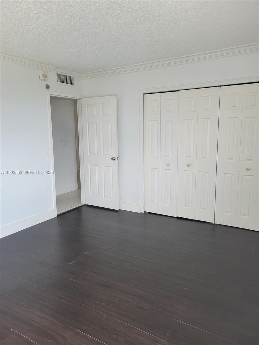 KEYSTONE TOWERS CONDO · #904 in North Miami - Photo 10