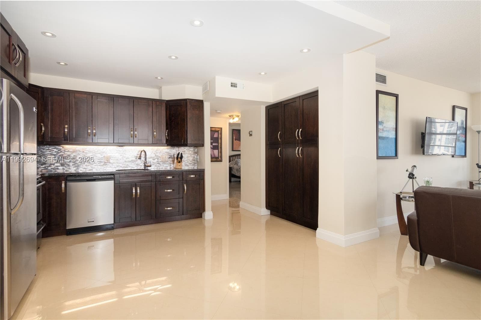 HEMISPHERES CONDO · #9F in Hallandale Beach - Photo 4