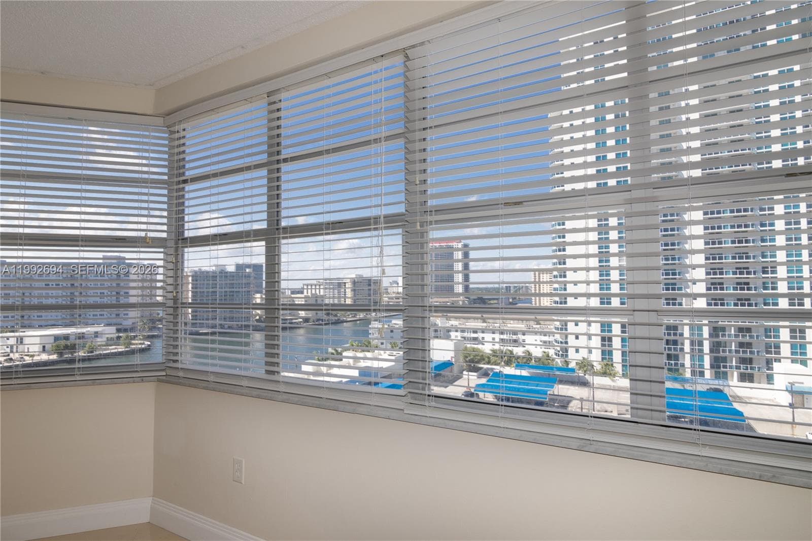 HEMISPHERES CONDO · #9F in Hallandale Beach - Photo 25