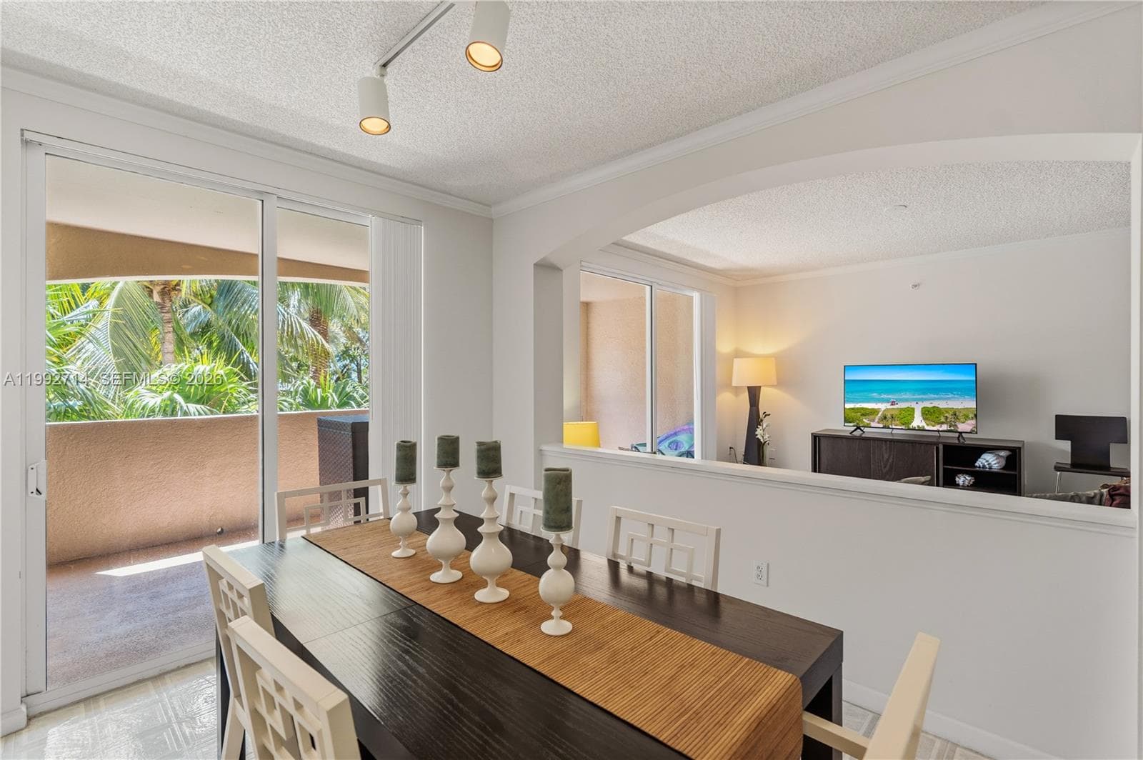 Porto Bellagio · #1301 in Sunny Isles Beach - Photo 9